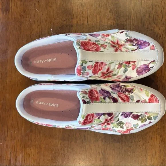 Easy Spirit Floral White Mules - Picture 3 of 6